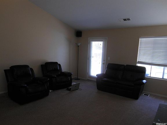 4th image of 1864 Loma Linda Cir