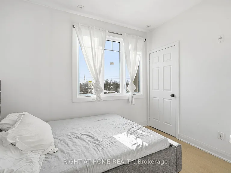 3400 Lake Shore Blvd W #217 — Photo 34