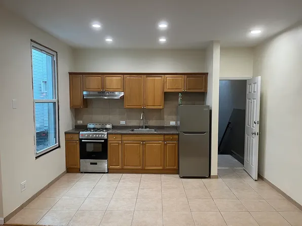 4004 Bell Blvd Floor 2, Bayside, NY 11361