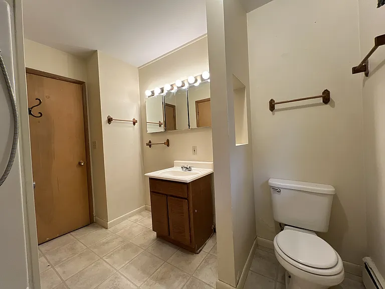 2296 Woodworth St — Photo 6
