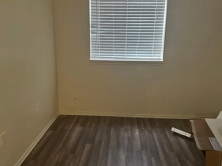 1177 N 150 W — Photo 1