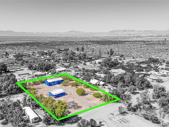 3rd image of 3088 E Deadwood Drive