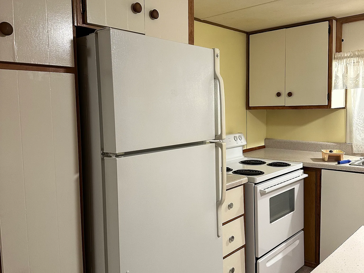 3 bed, 1100 sqft, $1,250 — Photo 3