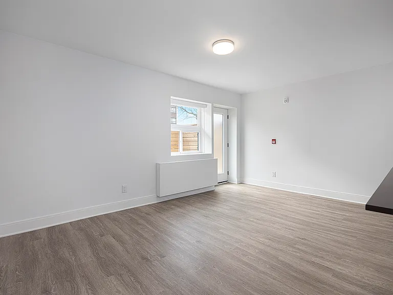 67 Parkwoods Village Dr — Photo 12