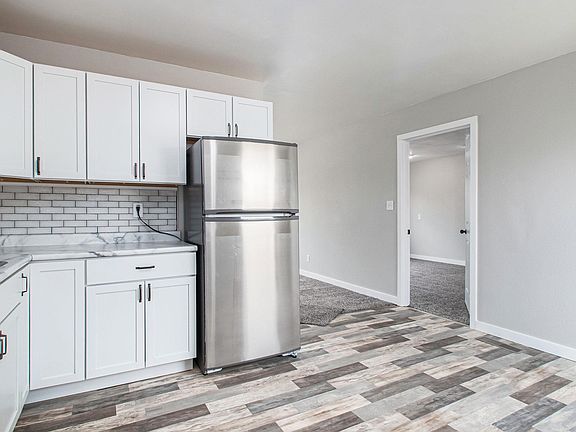 5th image of 56475 Miller Dr