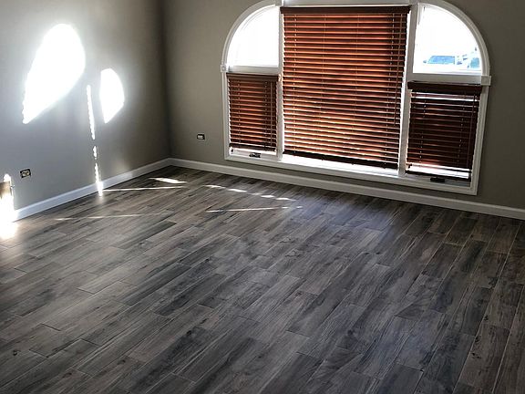 3rd image of 204 Jefferson Ave