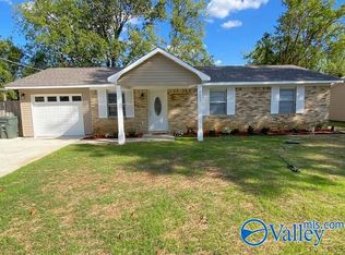 14003 Sandhurst Dr SW, Huntsville, AL 35803