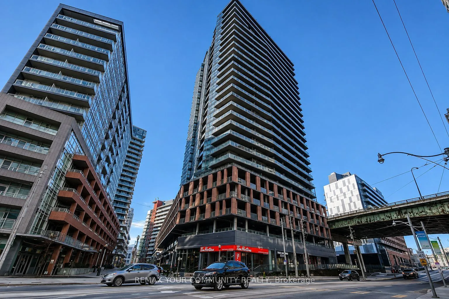 2 bed, $3,200 — Photo 1