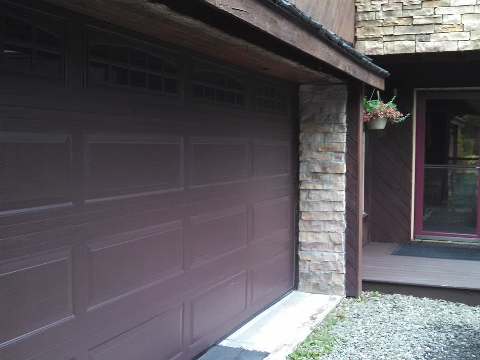 2nd image of 6176 Crestview Dr