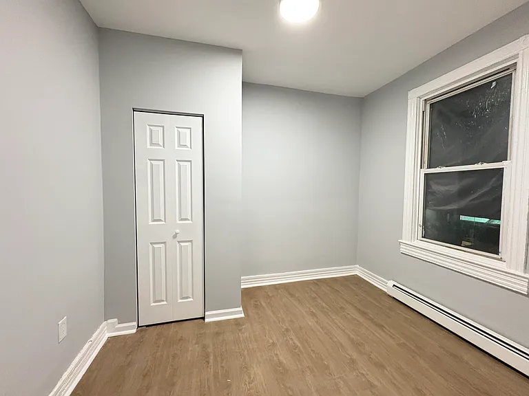 67 Hudson St #1 — Photo 4
