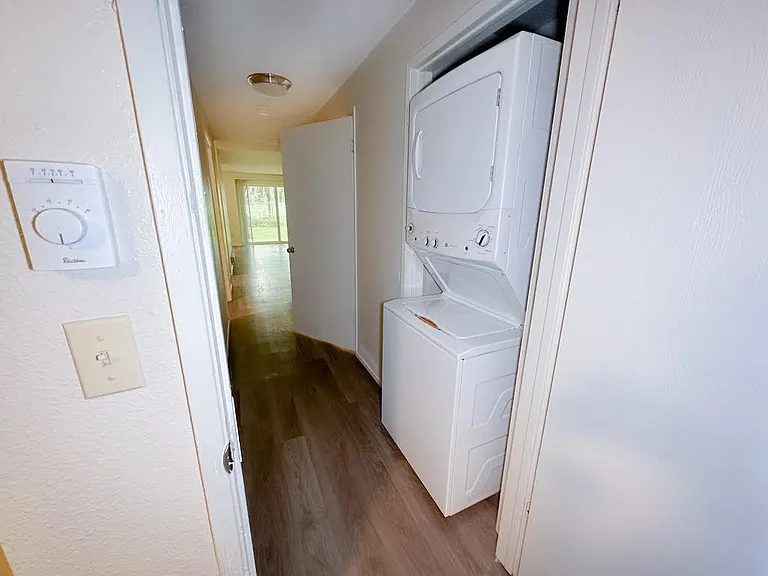 Parkview Apartments — Photo 14