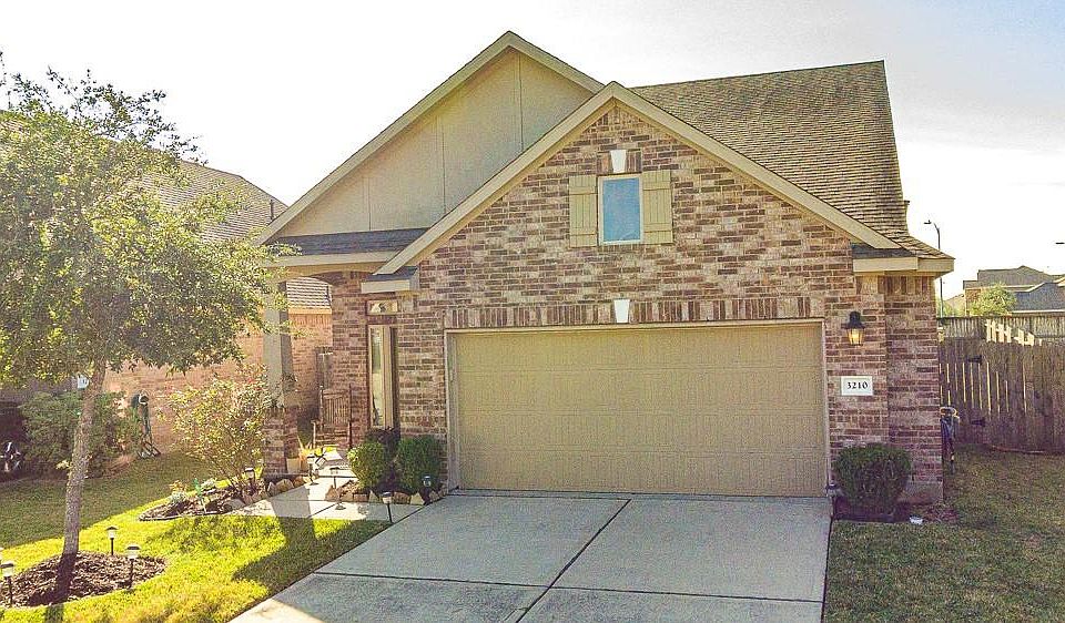 1st image of 3210 Bainbridge Hill Ln