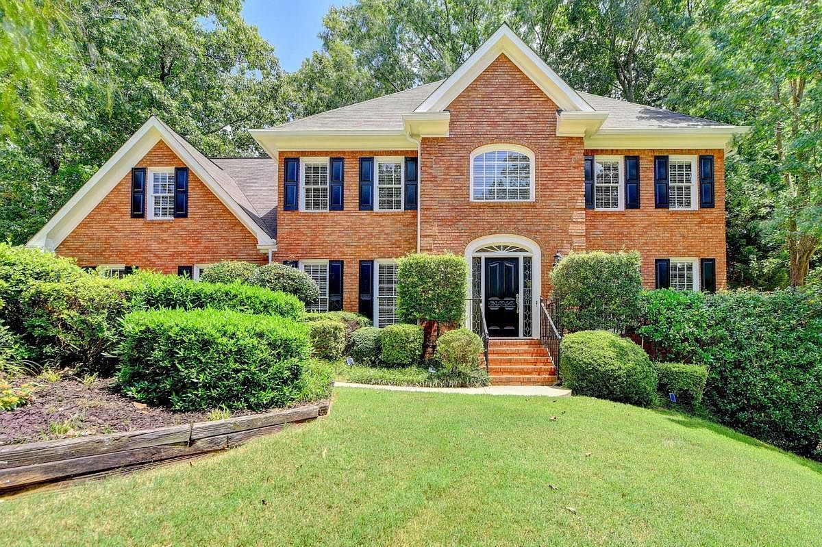 5488 Folly Pl, Norcross, GA 30092 MLS 10184746 Zillow