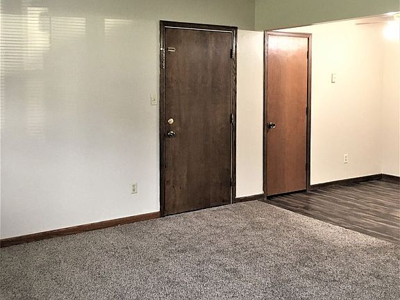 5th image of 807 Mitchell Ave APT 21