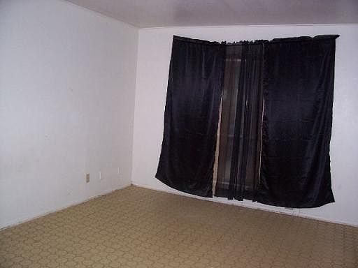 4th image of 5915 FAIRMEADE DR