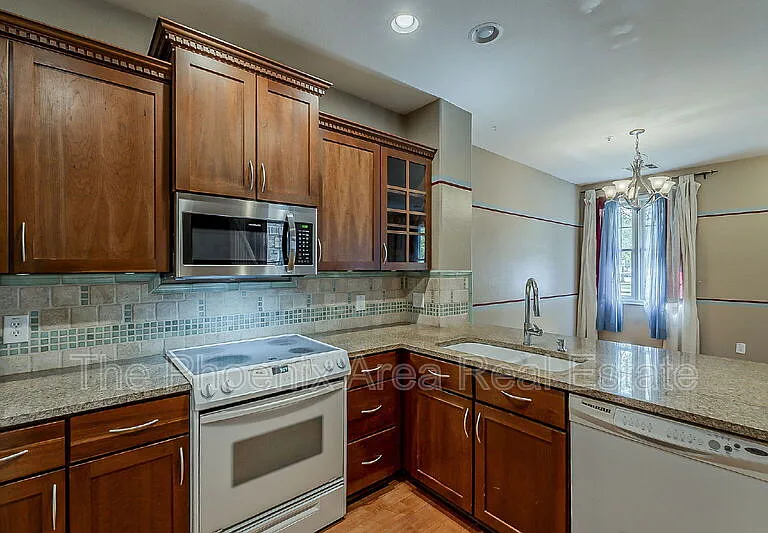 885 S Osborn Ln — Photo 18