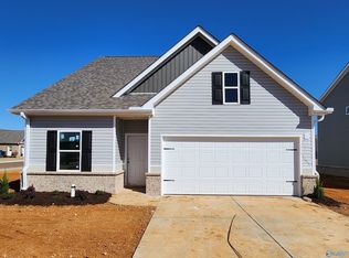 20366 Nightingale Dr, Athens, AL 35611