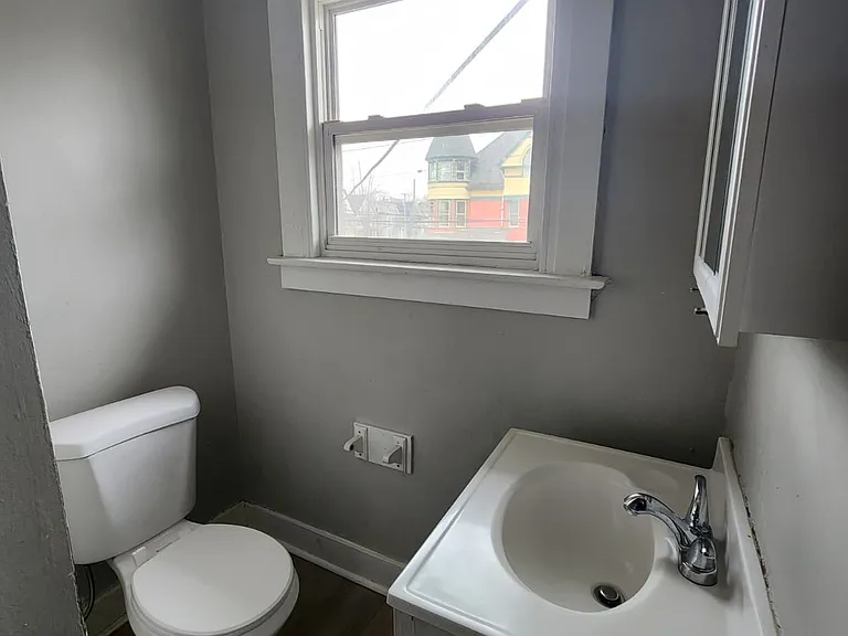 268 Sherman Ave #A44 — Photo 7
