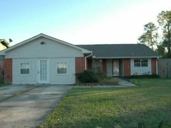121 S Queens Dr, Slidell, LA 70458