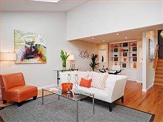 3rd image of 20207 Northbrook Sq