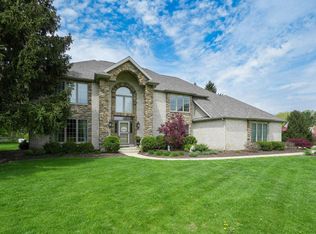 51540 Wetherington Ct, Granger, IN 46530