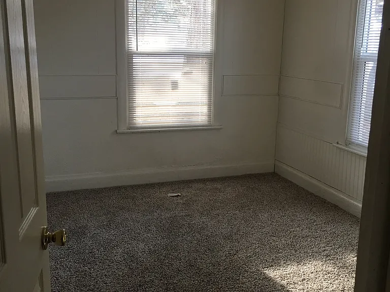 1409 Arthur St — Photo 4