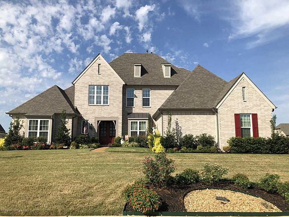 2nd image of 7239 Belle Manor Dr