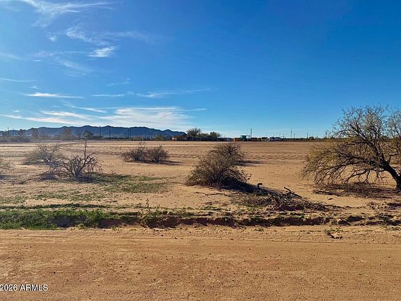 4th image of 000 N Roughcut Road #011U