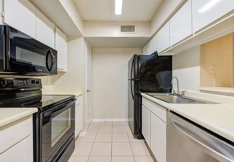 2800 Jeanetta St #1407 — Photo 7
