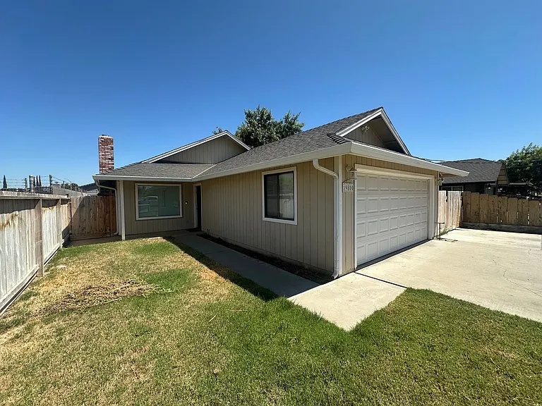 19800 Echo St — Photo 2
