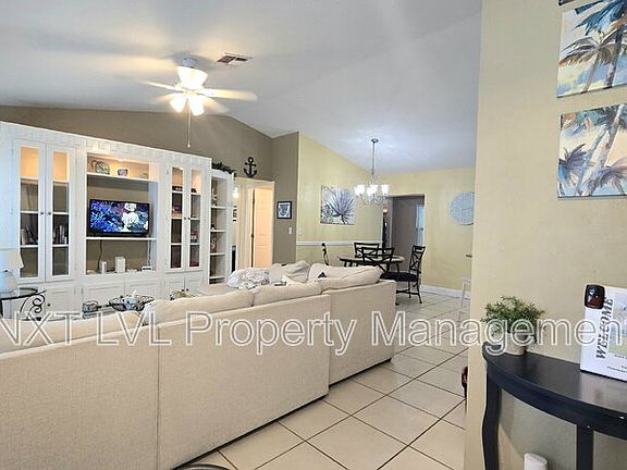 2nd image of 4123 SW 21st Pl