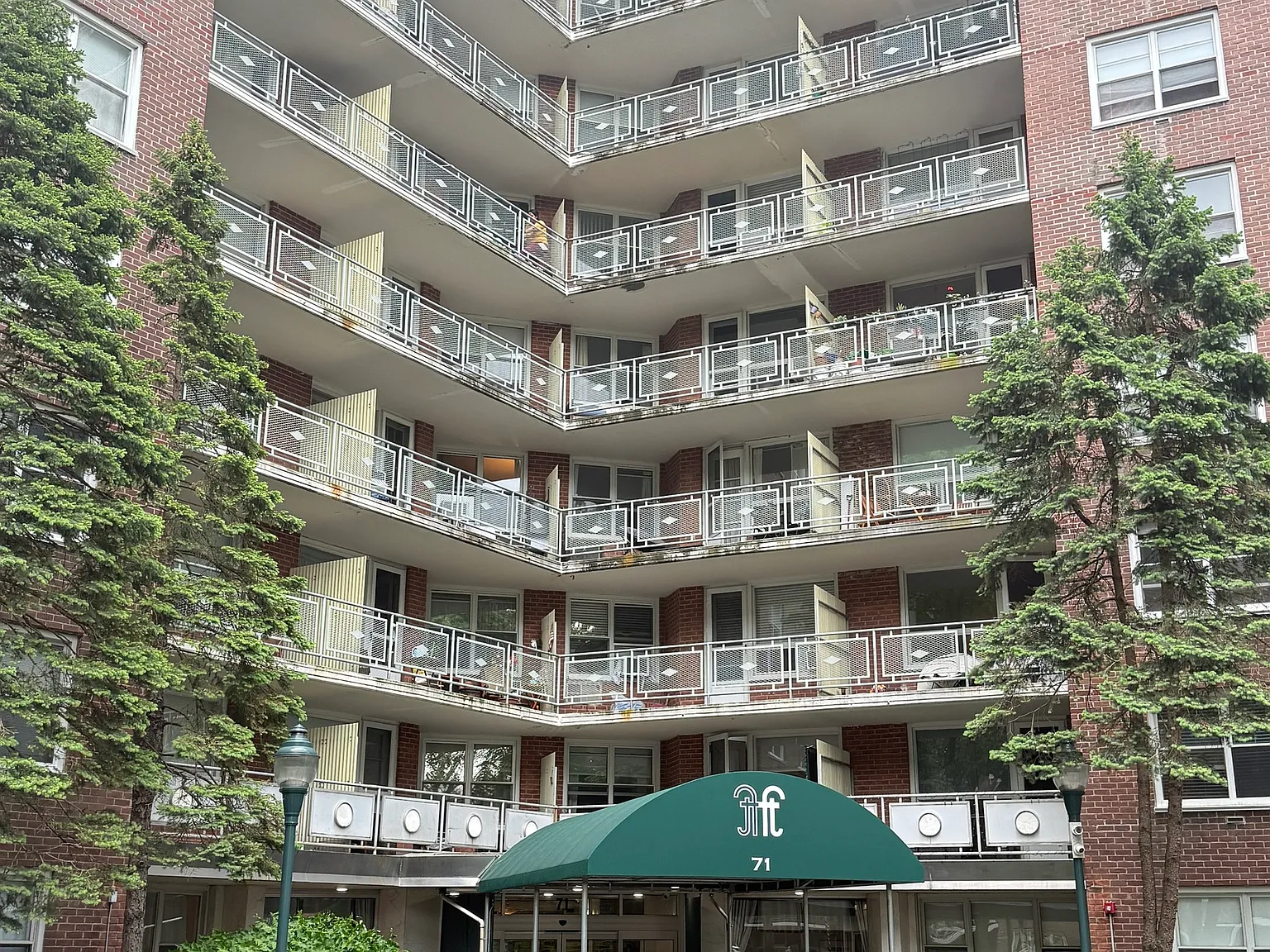 Fountain Terrace — Photo 2