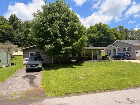 1249 Bell Run Rd, Fairmont, WV 26554