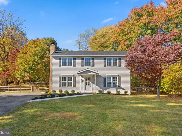 10047 Moss Gate Ct, Ellicott City, MD 21042