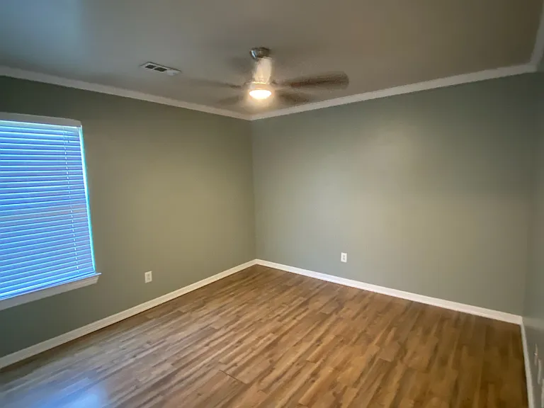 610 Topaz St — Photo 20
