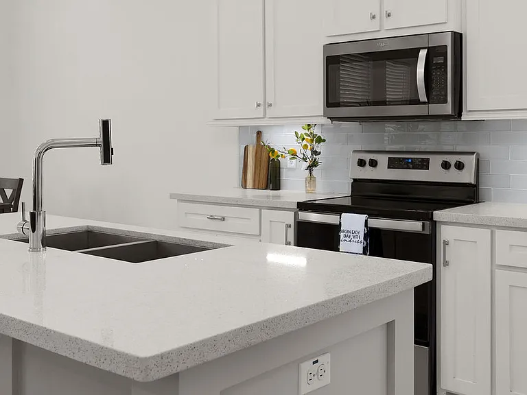 6001 N Playa Del Sol St — Photo 9