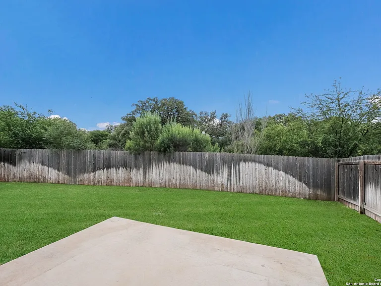 10102 Relic Oaks — Photo 16