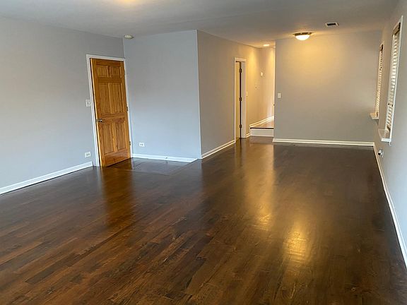 3rd image of 1411 N Maplewood Ave #2