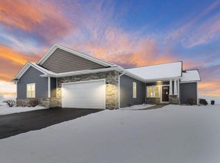 3 N Stuart Rd, Racine, WI 53406