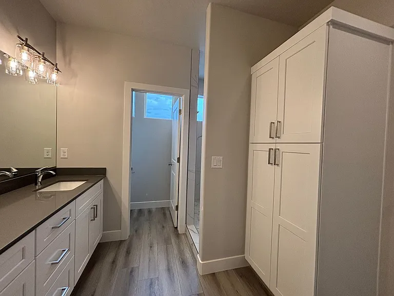 1085 S 4380 W — Photo 15