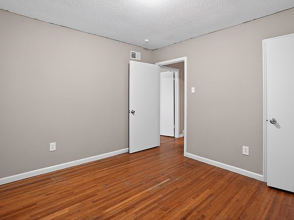 5th image of 5070 Quince Rd
