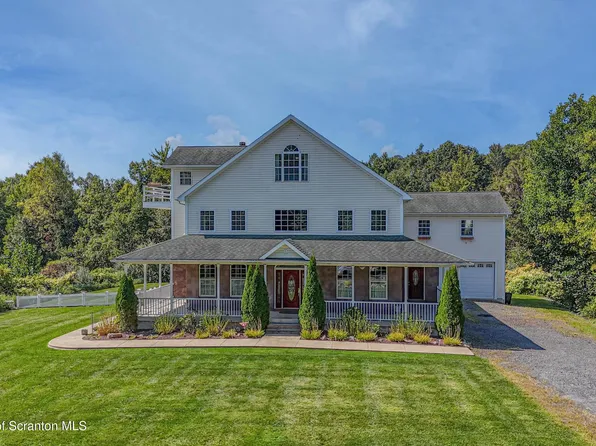 107 Ridgeview Dr, Scranton, PA 18504