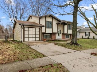 1243 Advance Dr, Florissant, MO