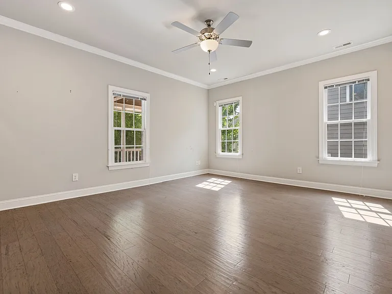1108 Wall St — Photo 6
