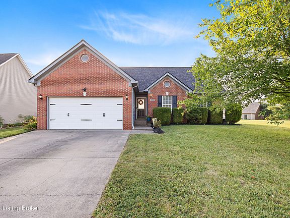 3rd image of 3000 Squire Cir