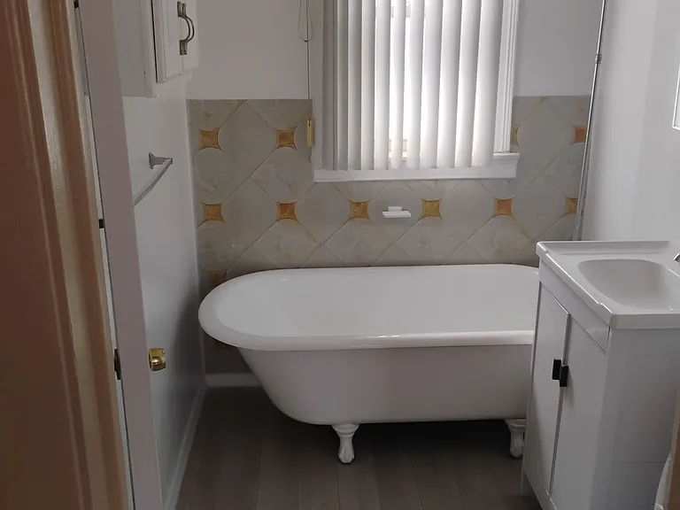 14917 Parkside Ave #1 — Photo 6
