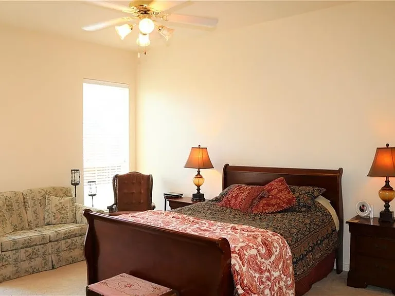 123 Hillcrest Dr — Photo 12