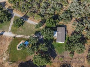 2934 County Road 271, Gillett, TX 78116