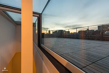 Rented by Dixon Advisory USA Inc.