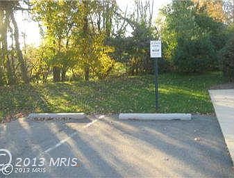 2nd image of 9737 Winery Ct #9737